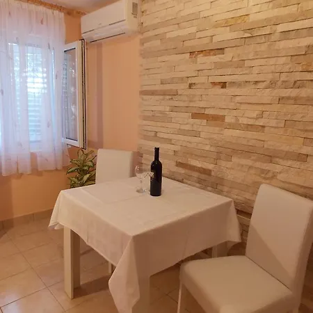 Penzion And Jasna Hvar Town